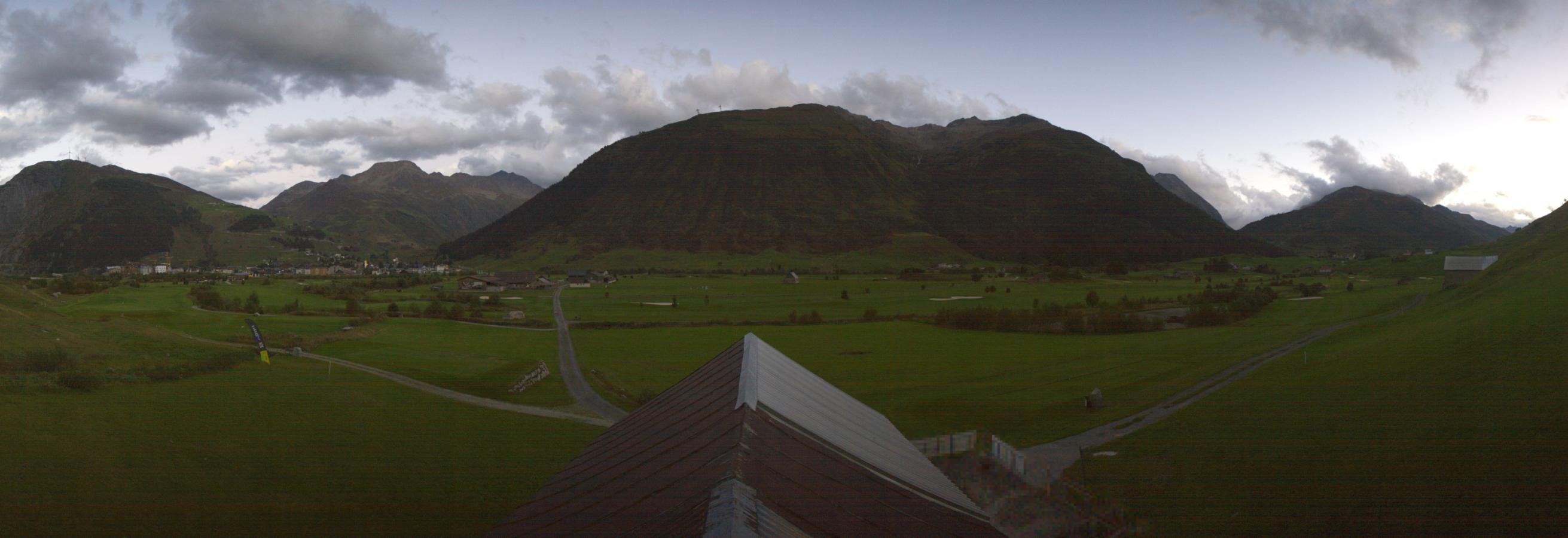 Webcam SkiArena - Andermatt Sedrun: Golfplatz