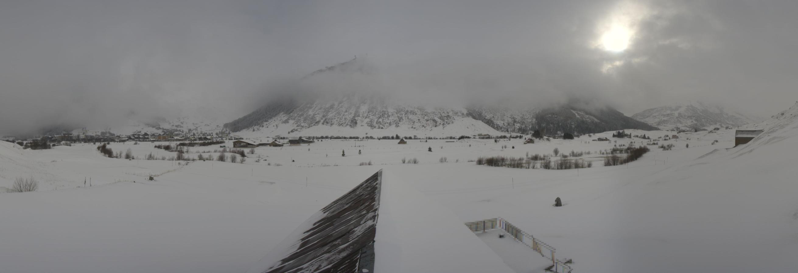 Webcam SkiArena - Andermatt Sedrun: Golfplatz