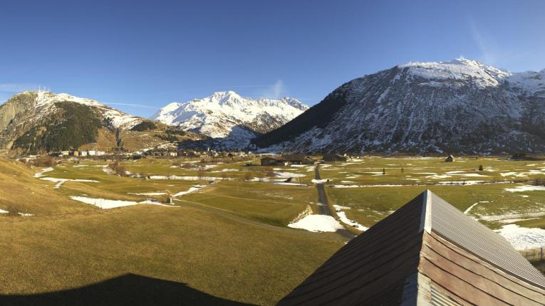 Webcam SkiArena - Andermatt Sedrun: Golfplatz