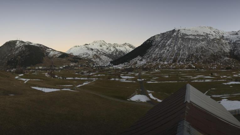 Webcam SkiArena - Andermatt Sedrun: Golfplatz