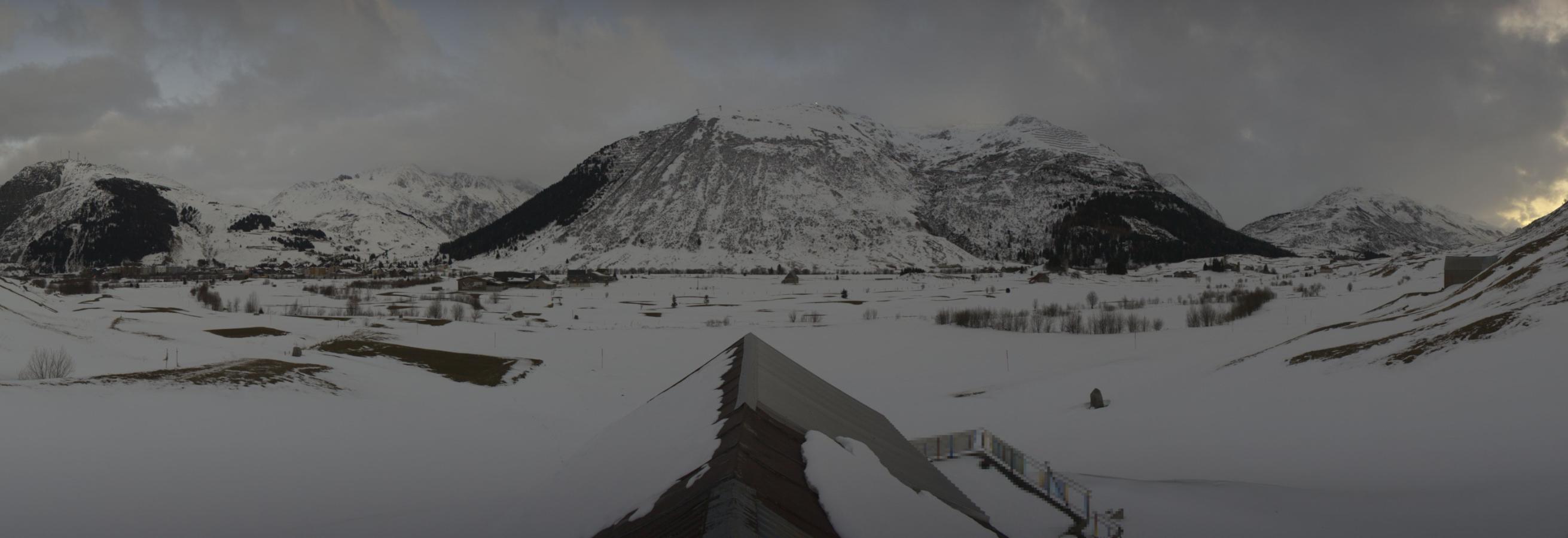 Webcam SkiArena - Andermatt Sedrun: Golfplatz