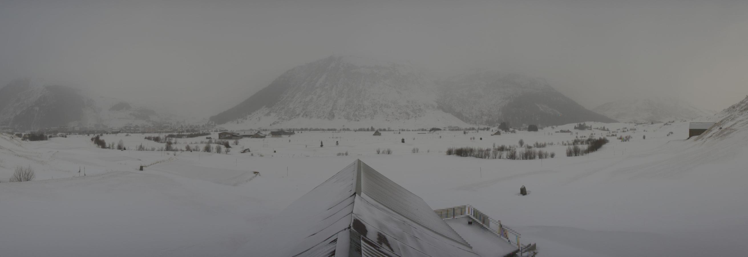 Webcam SkiArena - Andermatt Sedrun: Golfplatz