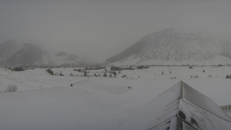 Webcam SkiArena - Andermatt Sedrun: Golfplatz