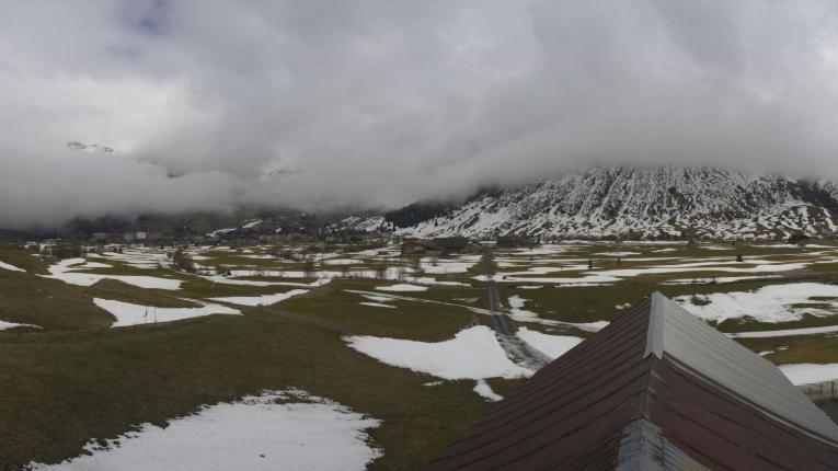 Webcam SkiArena - Andermatt Sedrun: Golfplatz