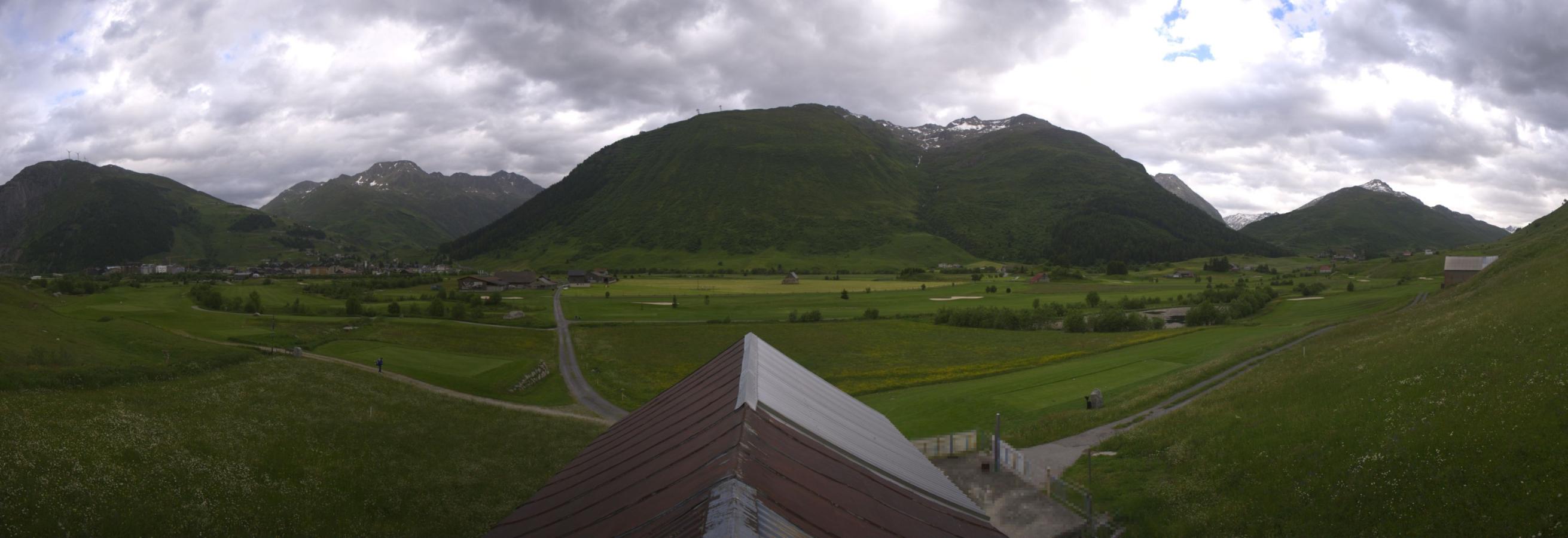 Webcam SkiArena - Andermatt Sedrun: Golfplatz