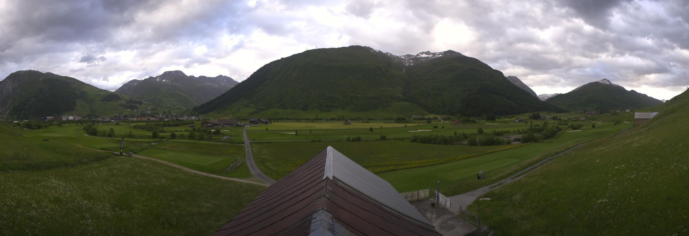 Webcam SkiArena - Andermatt Sedrun: Golfplatz