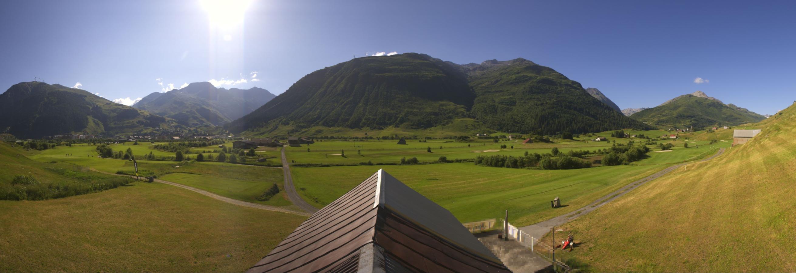 Webcam SkiArena - Andermatt Sedrun: Golfplatz