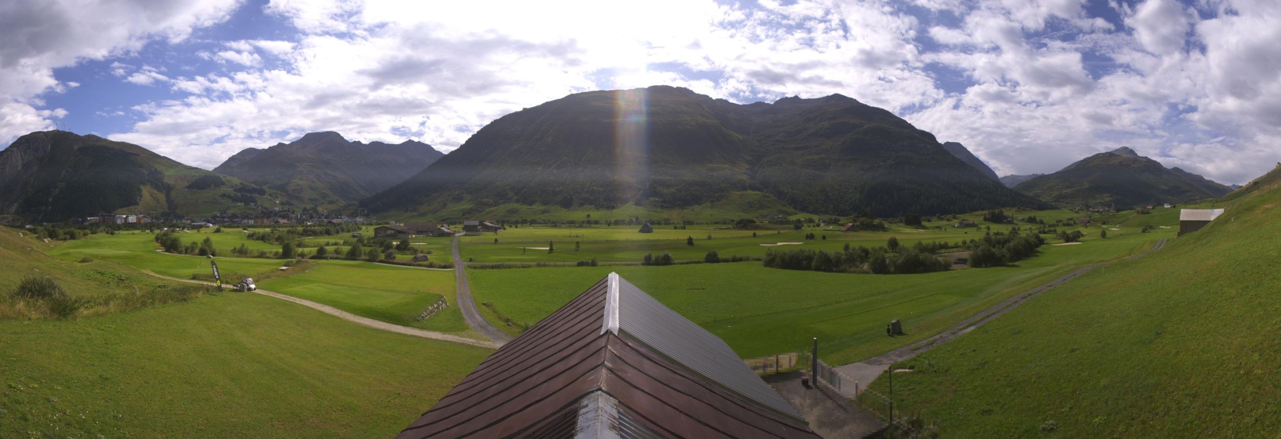 Webcam SkiArena - Andermatt Sedrun: Golfplatz