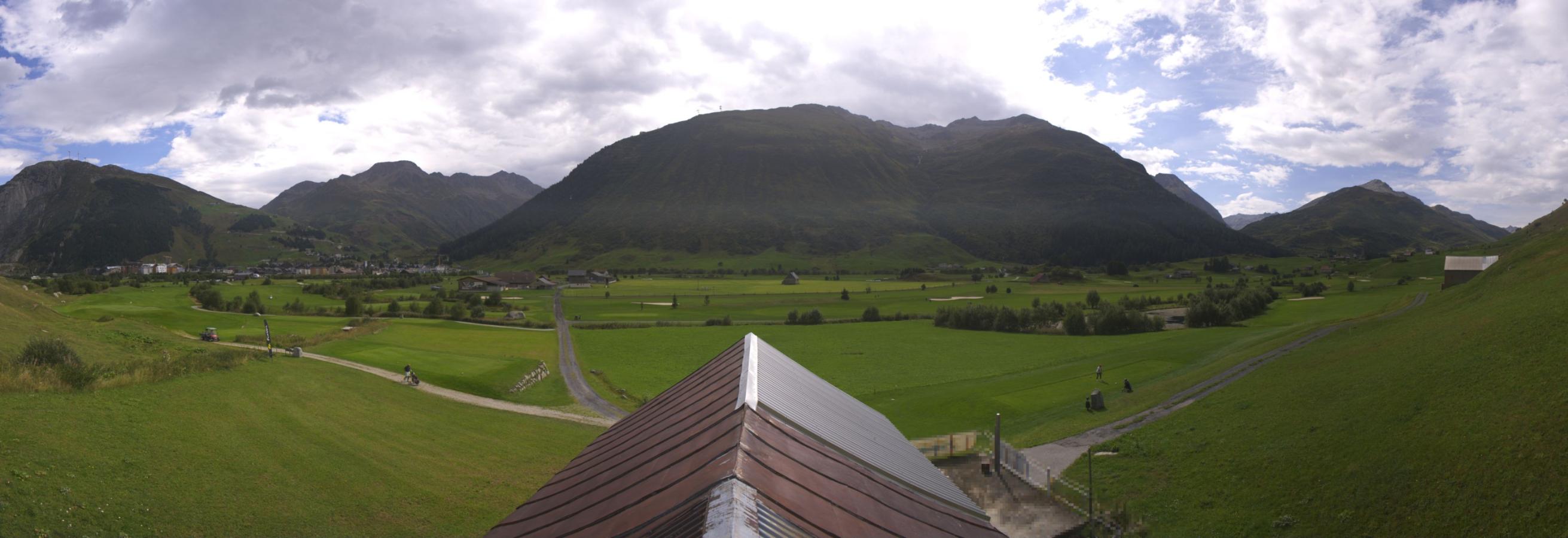 Webcam SkiArena - Andermatt Sedrun: Golfplatz