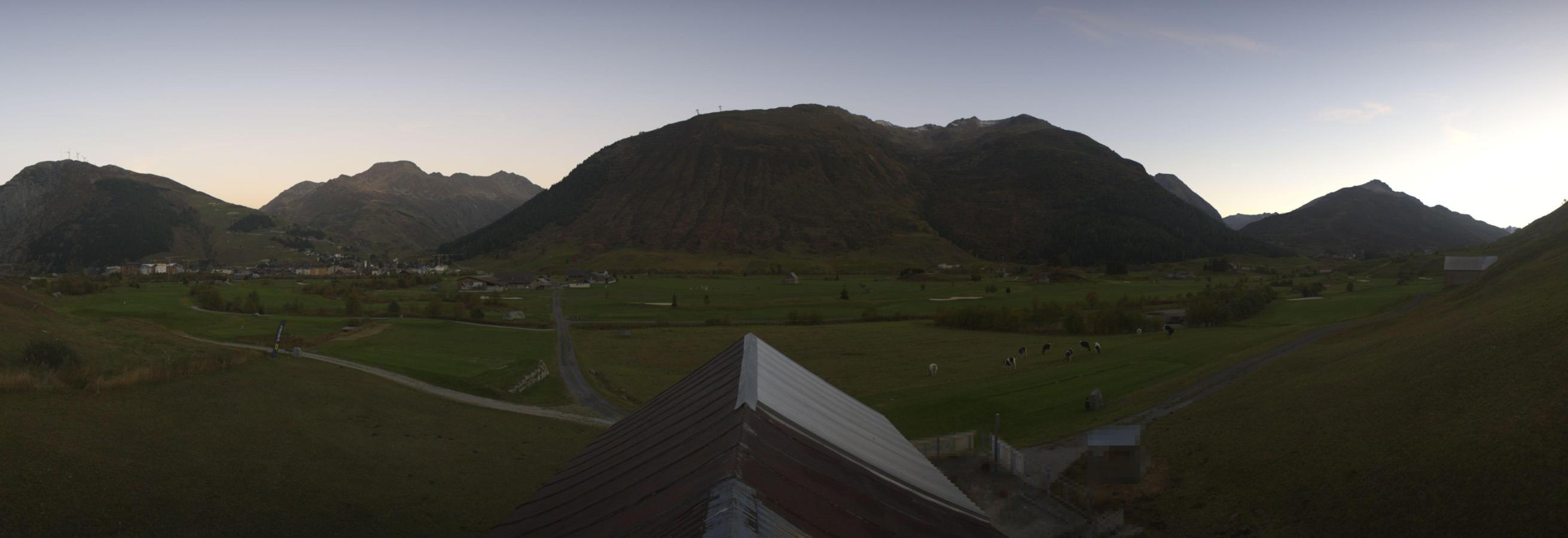 Webcam SkiArena - Andermatt Sedrun: Golfplatz
