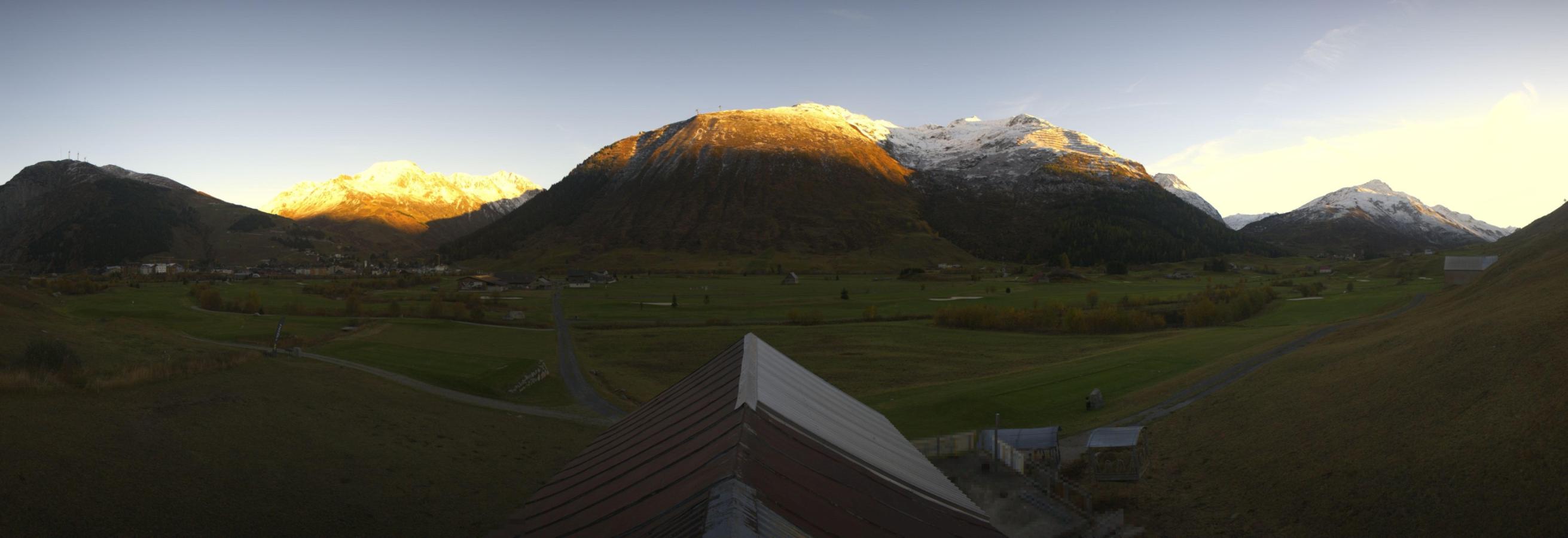 Webcam SkiArena - Andermatt Sedrun: Golfplatz