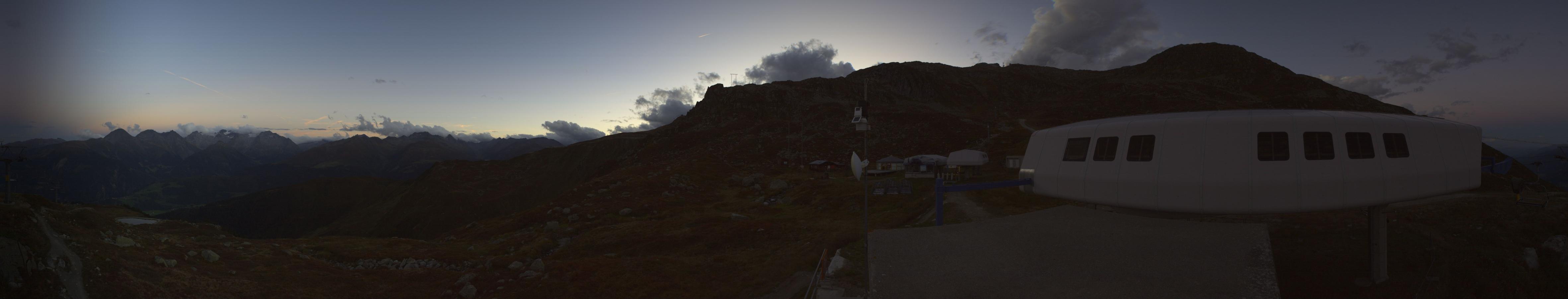 Webcam SkiArena - Andermatt Sedrun: Mittelstation Gendusas, Disentis