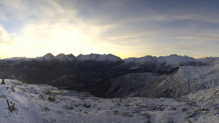 Webcam SkiArena - Andermatt Sedrun: Mittelstation Gendusas, Disentis