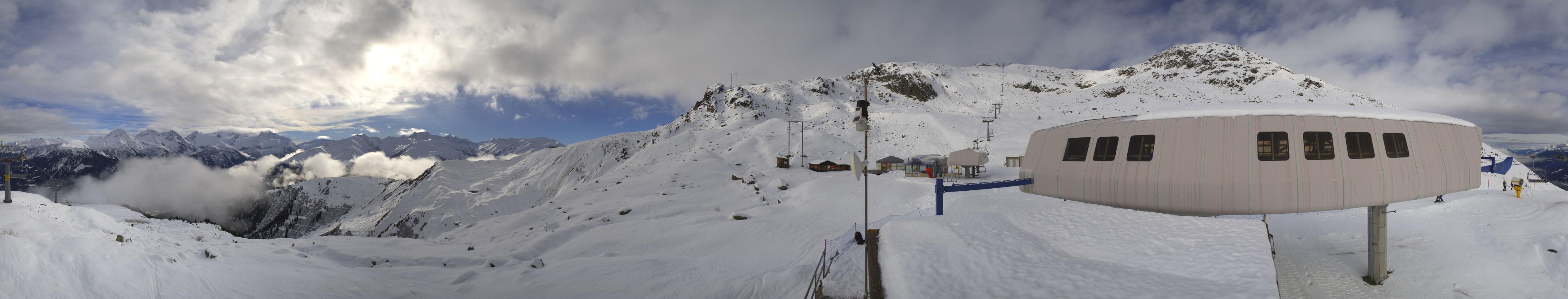Webcam SkiArena - Andermatt Sedrun: Mittelstation Gendusas, Disentis