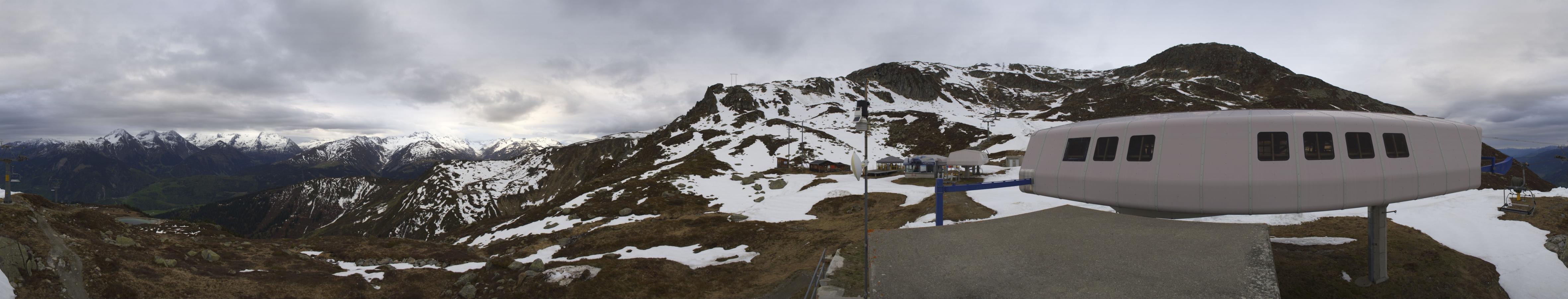 Webcam SkiArena - Andermatt Sedrun: Mittelstation Gendusas, Disentis