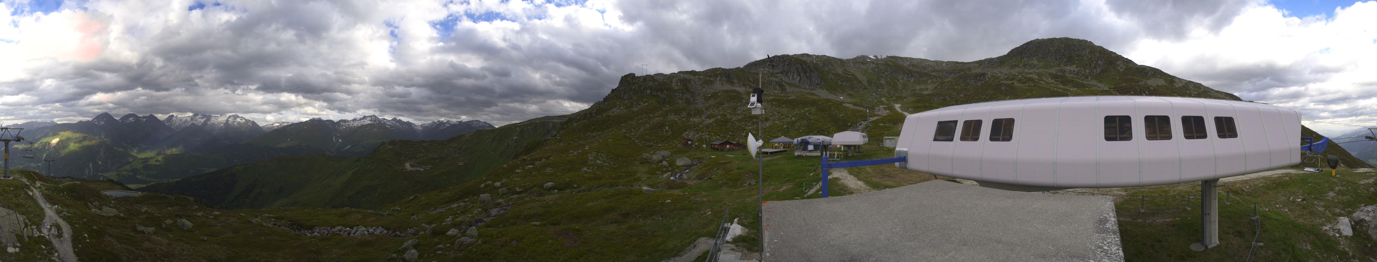 Webcam SkiArena - Andermatt Sedrun: Mittelstation Gendusas, Disentis