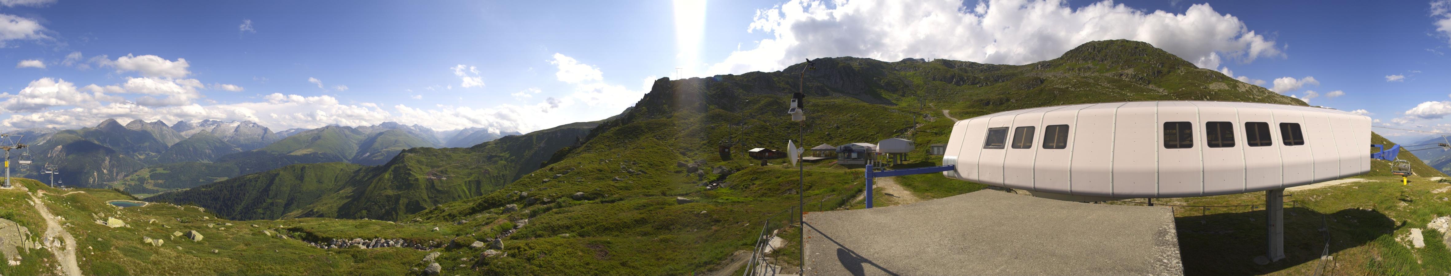 Webcam SkiArena - Andermatt Sedrun: Mittelstation Gendusas, Disentis