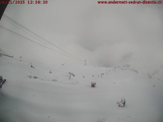 Webcam SkiArena - Andermatt Sedrun: Mittelstation Gurschen, Andermatt