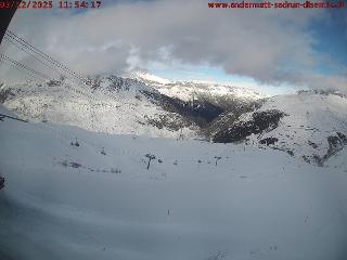 SkiArena - Andermatt Sedrun: Mittelstation Gurschen, Andermatt (skiarena.ch)