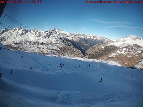 Webcam SkiArena - Andermatt Sedrun: Mittelstation Gurschen, Andermatt