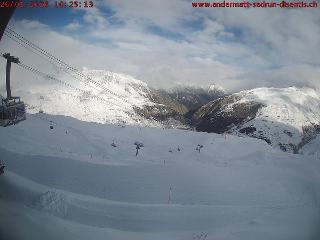 SkiArena - Andermatt Sedrun: Mittelstation Gurschen, Andermatt (skiarena.ch)