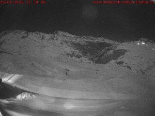 SkiArena - Andermatt Sedrun: Mittelstation Gurschen, Andermatt (skiarena.ch)