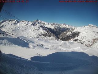 SkiArena - Andermatt Sedrun: Mittelstation Gurschen, Andermatt (skiarena.ch)
