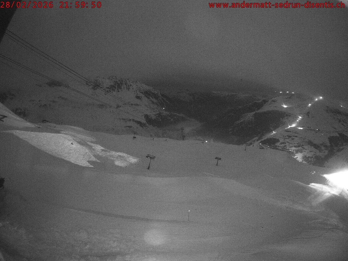 Webcam SkiArena - Andermatt Sedrun: Mittelstation Gurschen, Andermatt