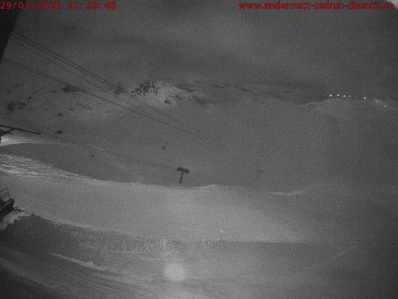 Webcam SkiArena - Andermatt Sedrun: Mittelstation Gurschen, Andermatt