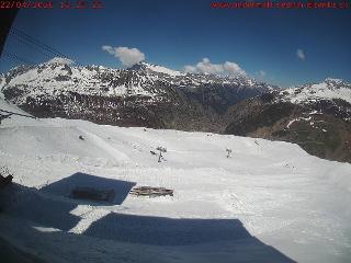 SkiArena - Andermatt Sedrun: Mittelstation Gurschen, Andermatt (skiarena.ch)