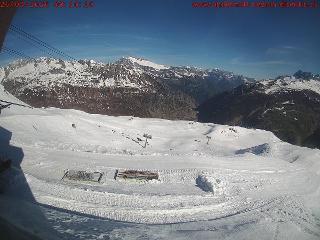 SkiArena - Andermatt Sedrun: Mittelstation Gurschen, Andermatt (skiarena.ch)