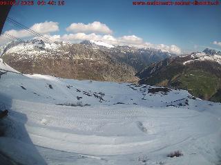 SkiArena - Andermatt Sedrun: Mittelstation Gurschen, Andermatt (skiarena.ch)