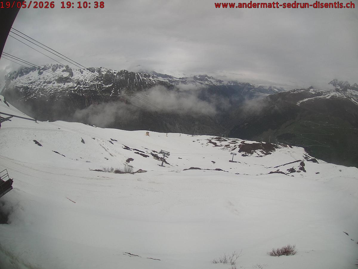 Webcam SkiArena - Andermatt Sedrun: Mittelstation Gurschen, Andermatt