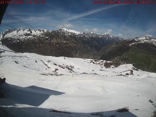 SkiArena - Andermatt Sedrun: Mittelstation Gurschen, Andermatt (skiarena.ch)
