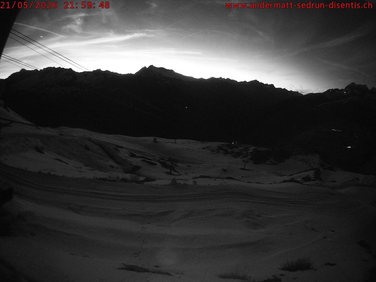 Webcam SkiArena - Andermatt Sedrun: Mittelstation Gurschen, Andermatt