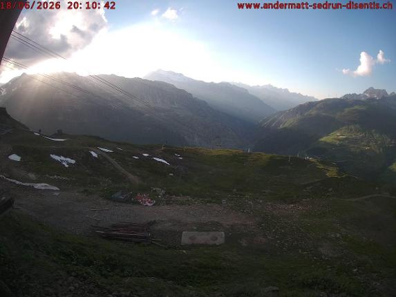 Webcam SkiArena - Andermatt Sedrun: Mittelstation Gurschen, Andermatt