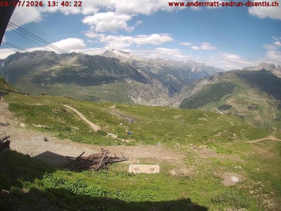 Webcam SkiArena - Andermatt Sedrun: Mittelstation Gurschen, Andermatt