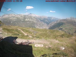 SkiArena - Andermatt Sedrun: Mittelstation Gurschen, Andermatt (skiarena.ch)