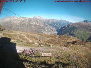 SkiArena - Andermatt Sedrun: Mittelstation Gurschen, Andermatt (skiarena.ch)