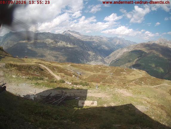Webcam SkiArena - Andermatt Sedrun: Mittelstation Gurschen, Andermatt