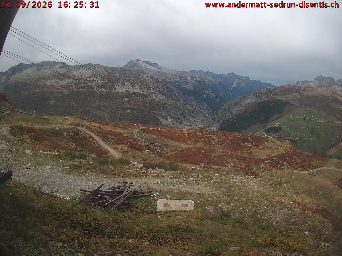 Webcam SkiArena - Andermatt Sedrun: Mittelstation Gurschen, Andermatt