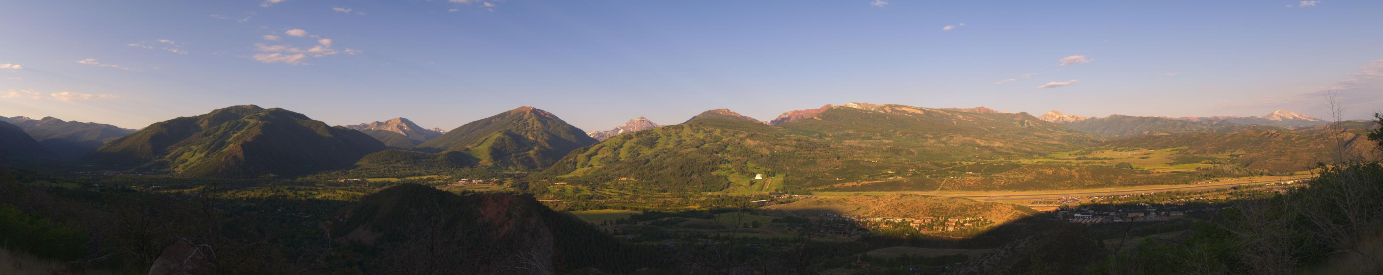 Webcam Snowmass: Power of four