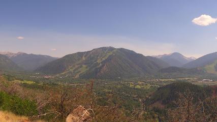 Snowmass: Power of four (aspensnowmass.com)