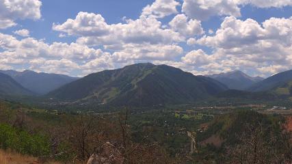 Snowmass: Power of four (aspensnowmass.com)