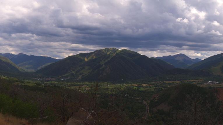 Webcam Snowmass: Power of four