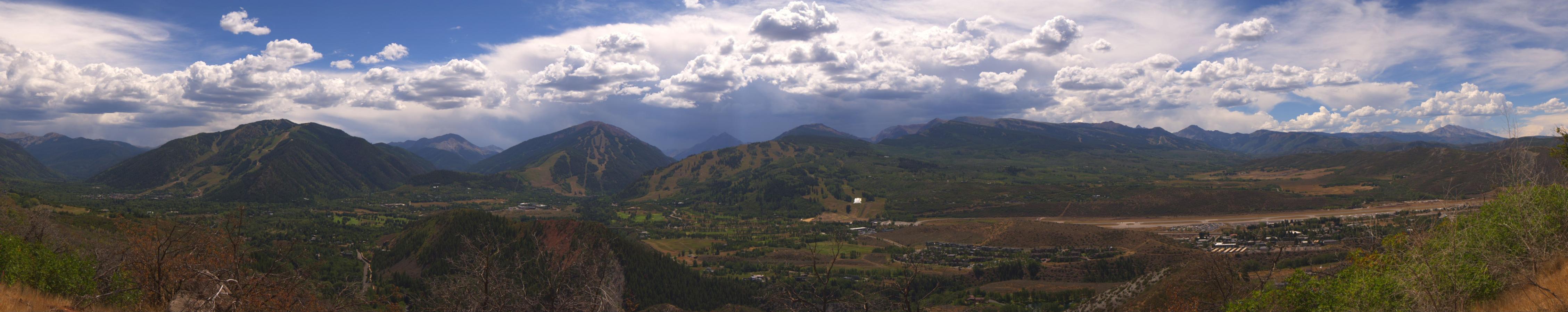 Webcam Snowmass: Power of four