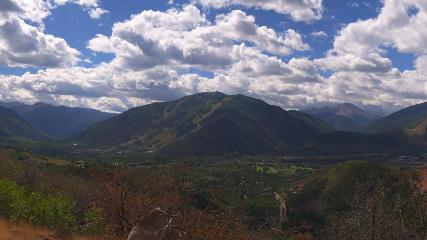 Snowmass: Power of four (aspensnowmass.com)