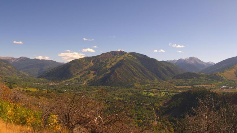 Webcam Snowmass: Power of four