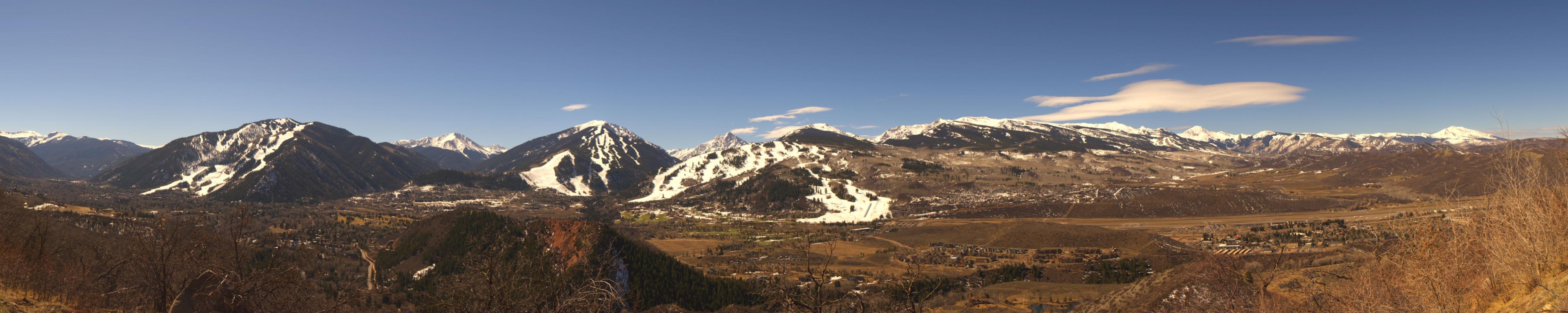 Webcam Snowmass: Power of four