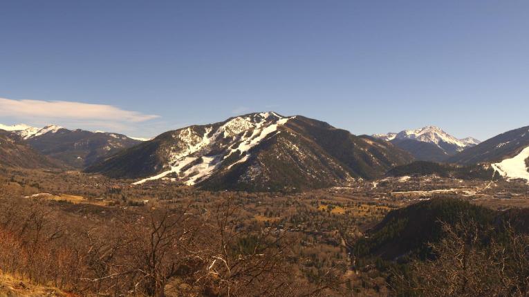 Webcam Snowmass: Power of four